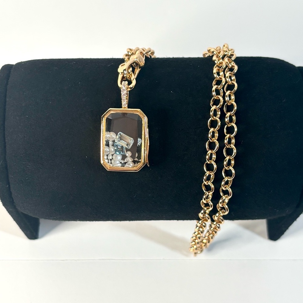 Aura Locket: Steadfast Blue (Topaz)